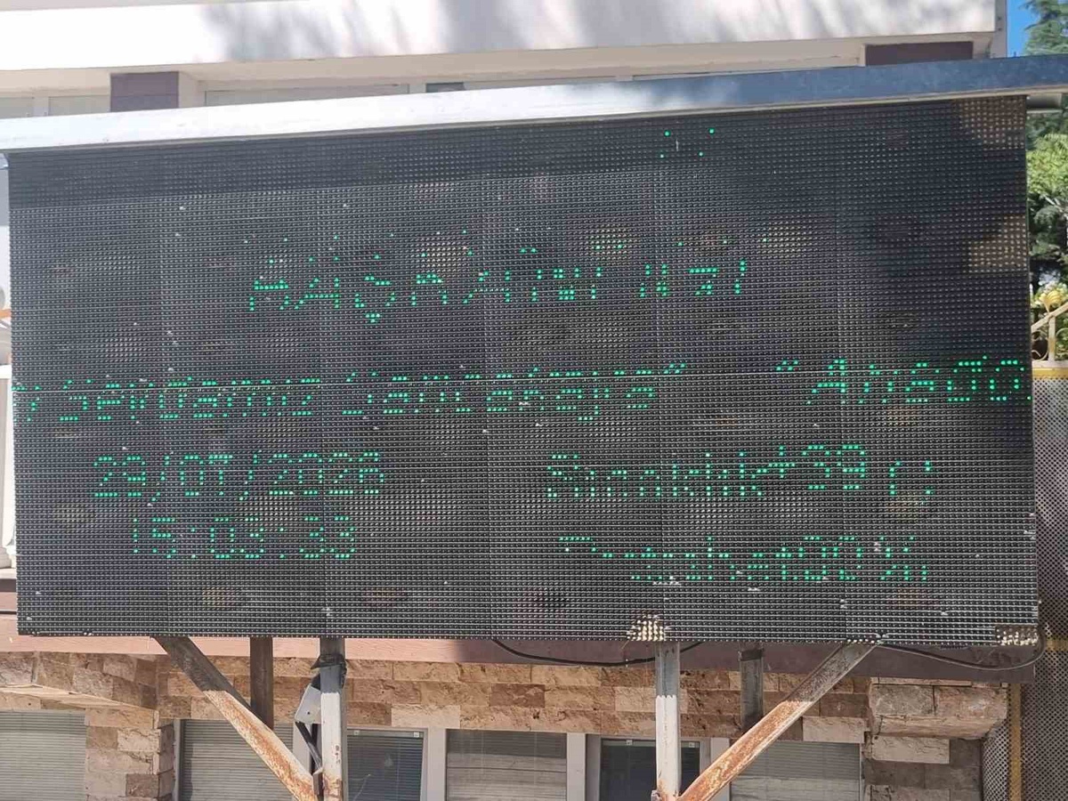 Sarıcakaya\'da Sıcaklık 39 Dereceye Ulaştı