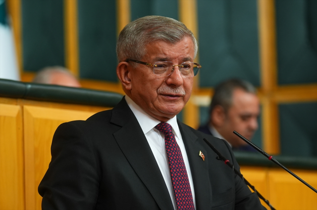 Gelecek Partisi kapandı, Ahmet Davutoğlu siyaseti bıraktı