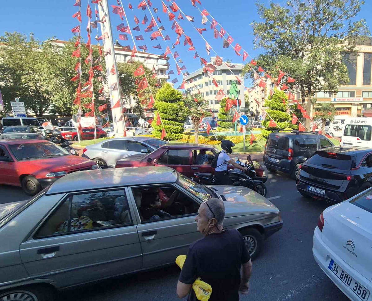 Süleymanpaşa\'da Akşam Trafik Kabusu