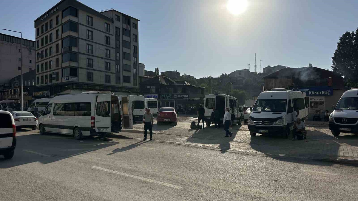Yüksekova Otogarına Modern Çözüm İstendi