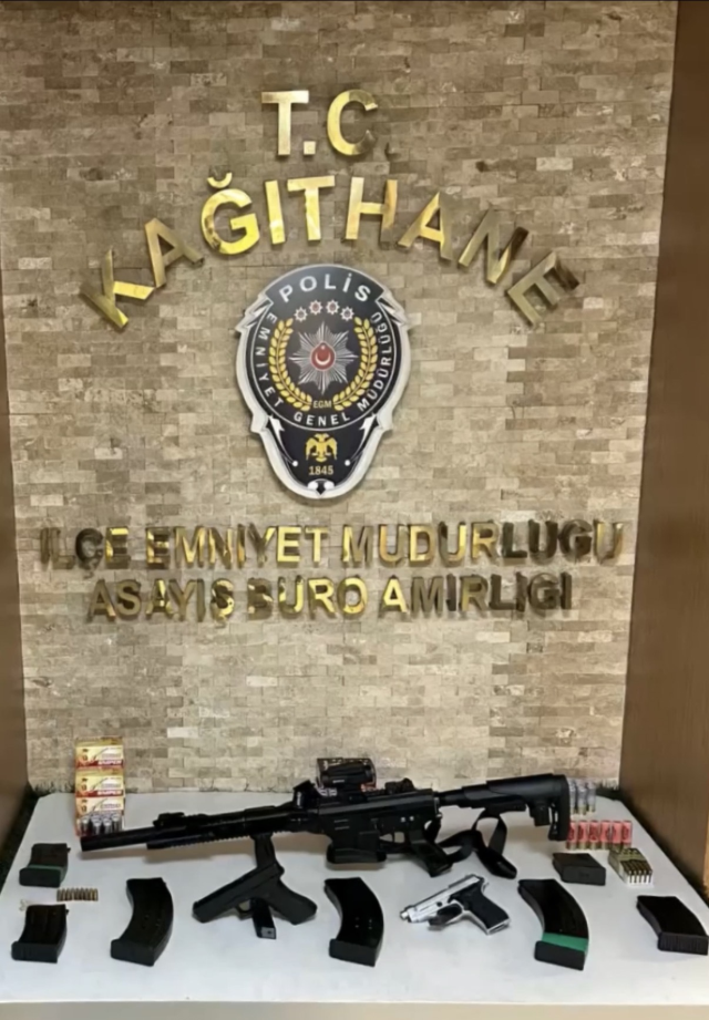 Tadilat kavgası, silahlı bıçaklı kavgaya döndü 3 kişinin hayati tehlikesi devam ediyor