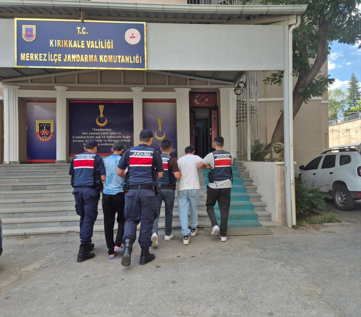 Kırıkkale\'de 4 Firari Hükümlü Yakalandı