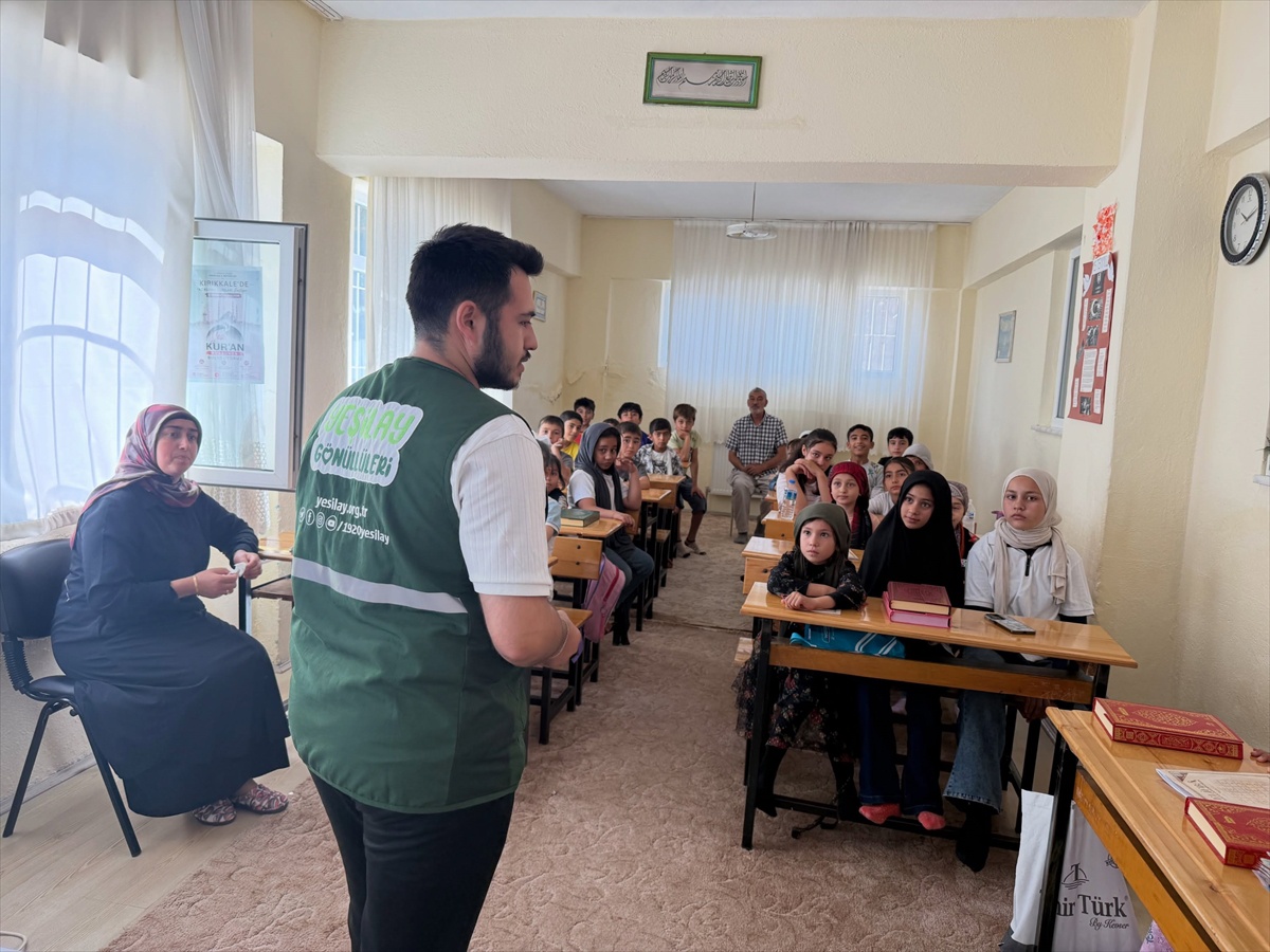 Yeşilay\'dan Kur\'an Kursu\'na Bağımlılık Eğitimi