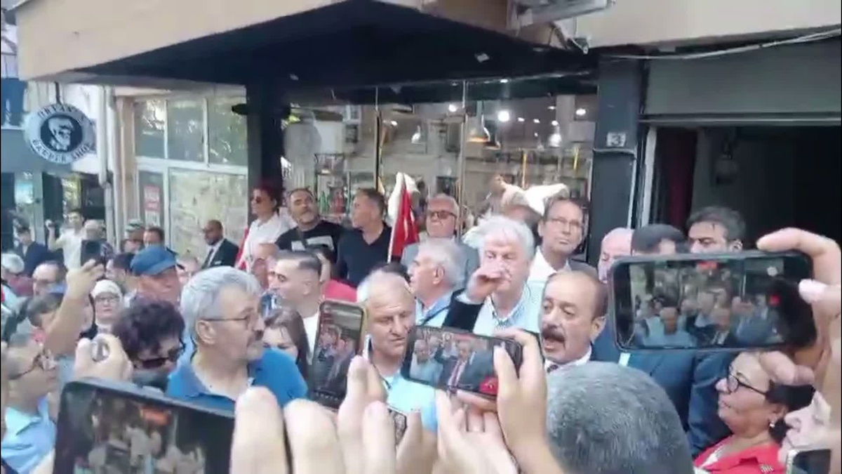Kütahya\'da CHP\'li belediye başkanları ve bazı ilçe örgütleri YENİ Parti\'ye geçti