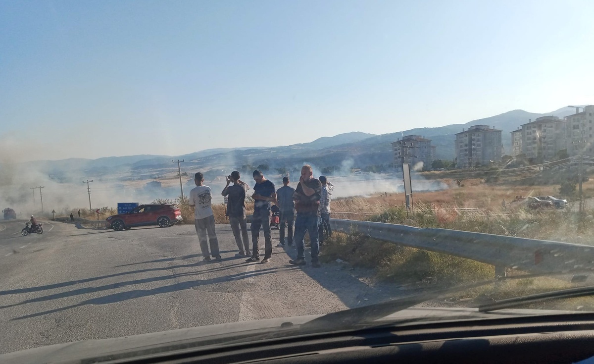 Kütahya\'da İki Yangın Erken Müdahale ile Söndürüldü