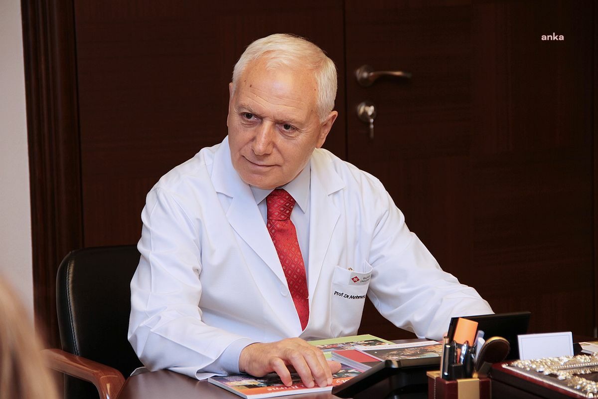 Prof. Dr. Mehmet Haberal CHP\'den İstifa Etti