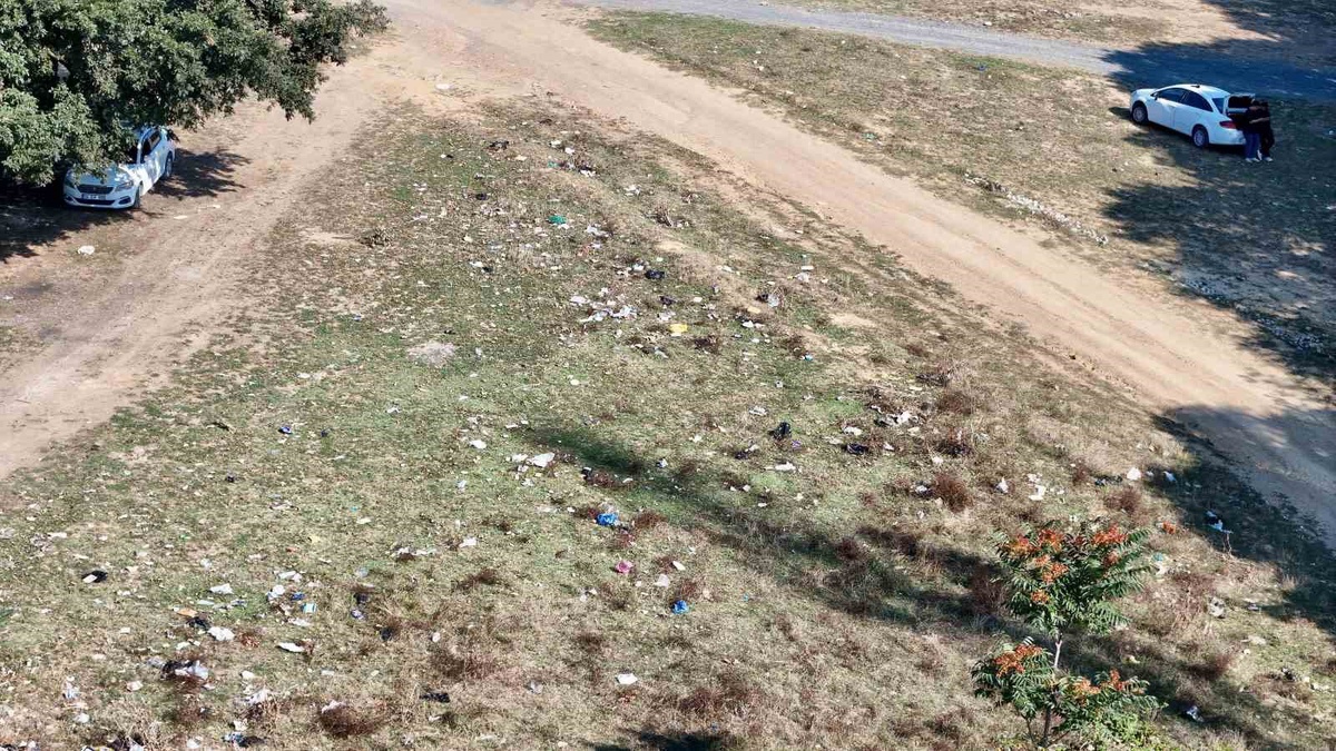 Kızıltepe Ormanı Çöplüğe Döndü