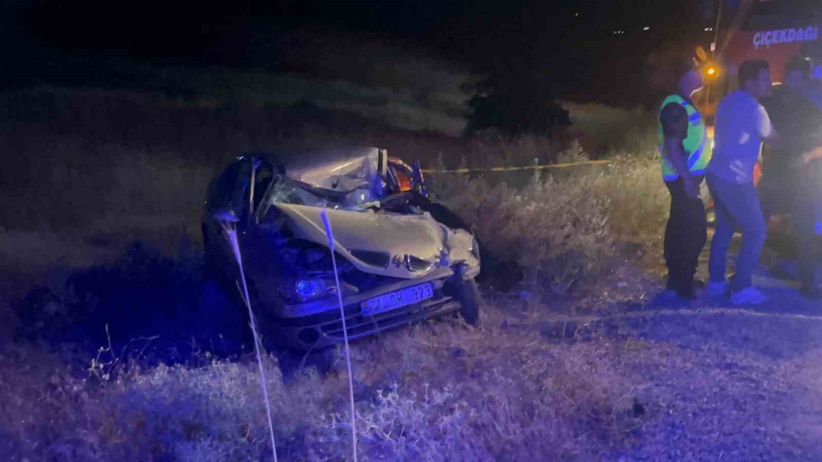 Kırşehir\'de Trafik Kazası: 1 Ölü, 2 Yaralı