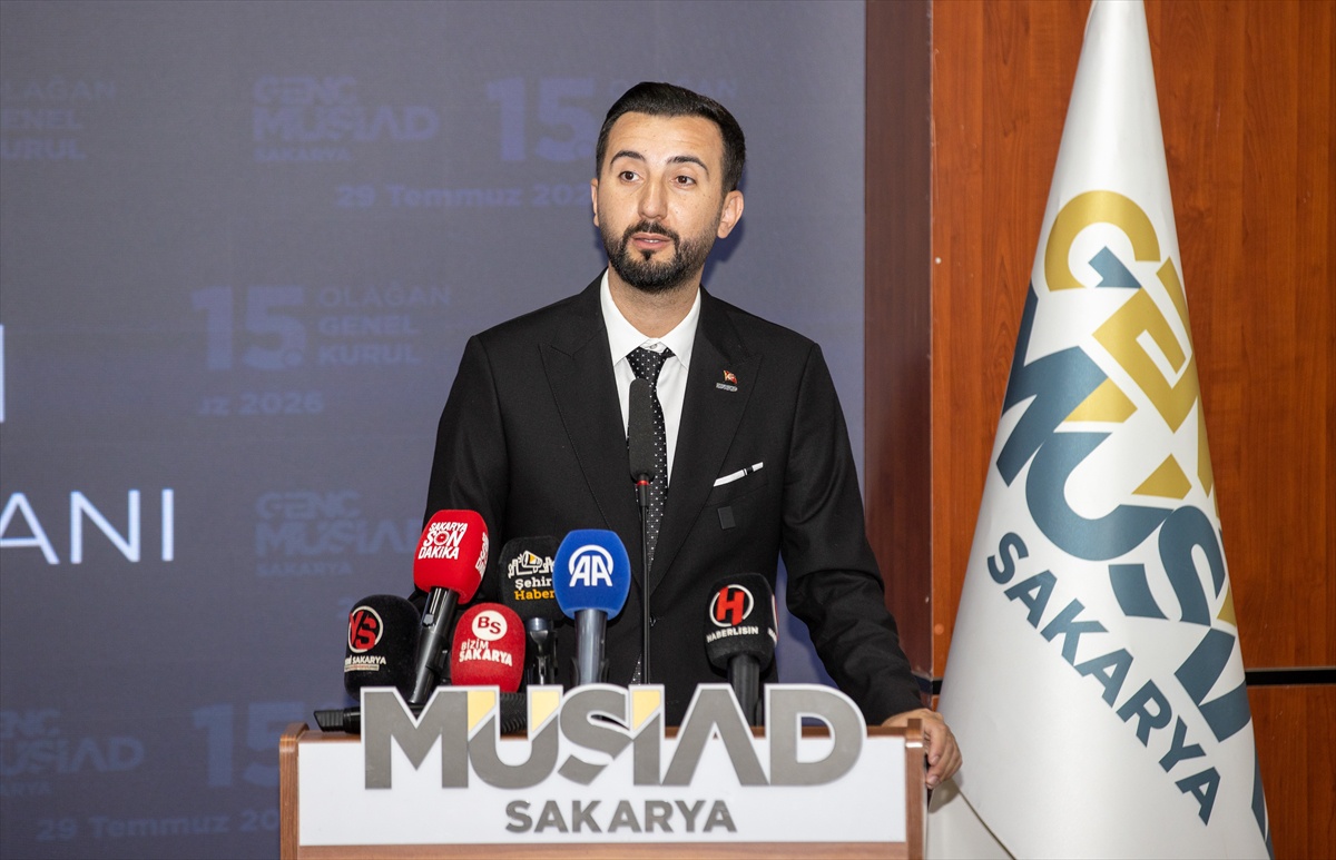 Eminoğlu: Gençler Türkiye’nin Geleceği
