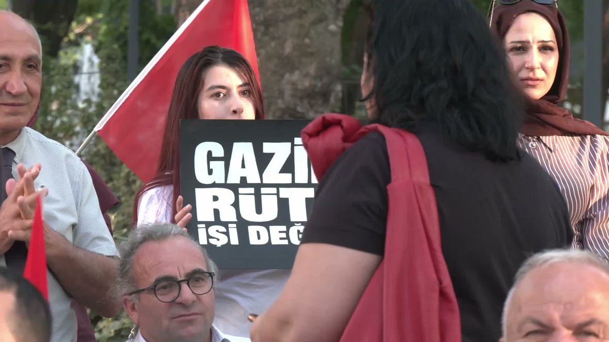 Şehit erlerin aileleri ve gazilerin Güvenpark\'taki oturma eylemi 17\'nci gününde devam ediyor