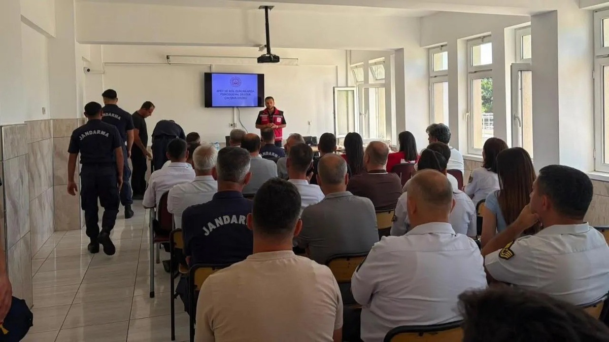 Sinop\'ta Jandarmaya Psikososyal Eğitim