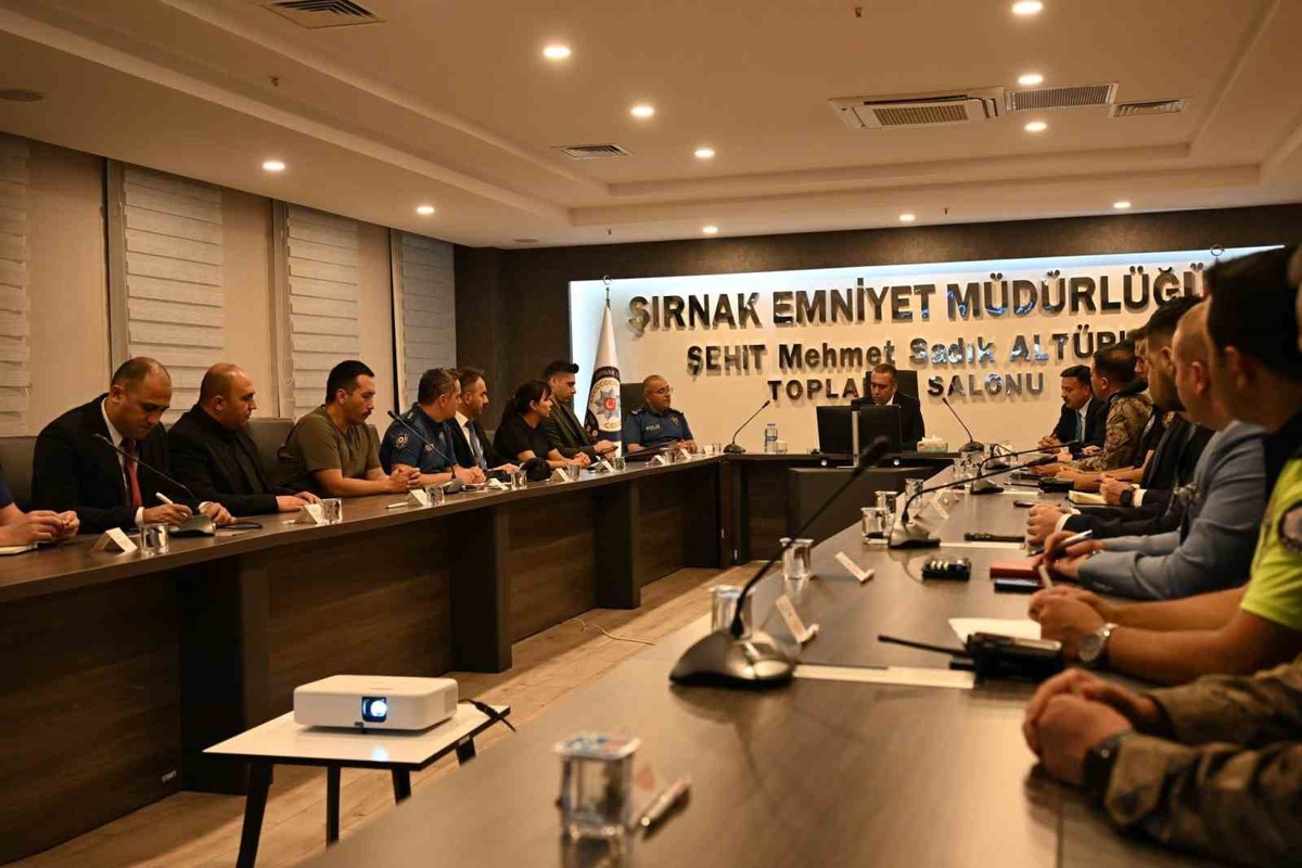 Şırnak\'ta Güvenlik Toplantısı