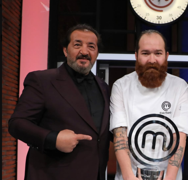 Master Chef'in ustaları Eren Kaşıkçı'ya duygu dolu sözlerle veda etti