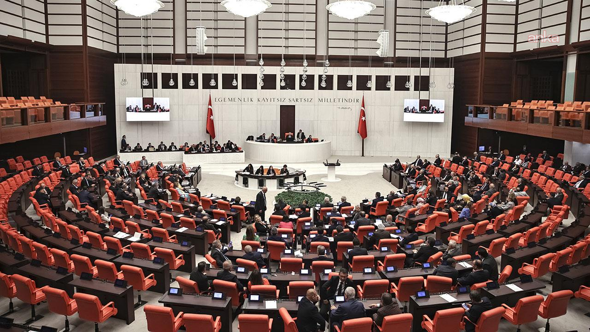 Balıkesir\'deki Orman Yangınlarına Müdahale