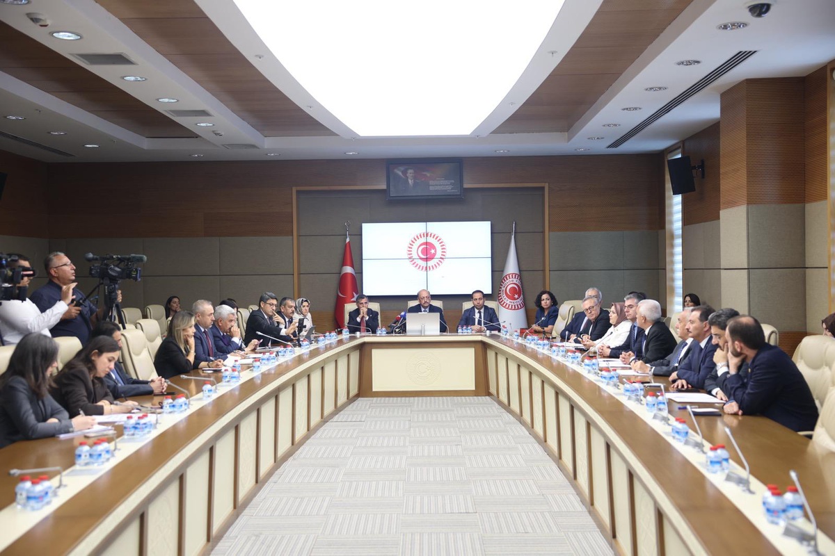 TBMM\'den Gazze İçin Sağlık Çağrısı