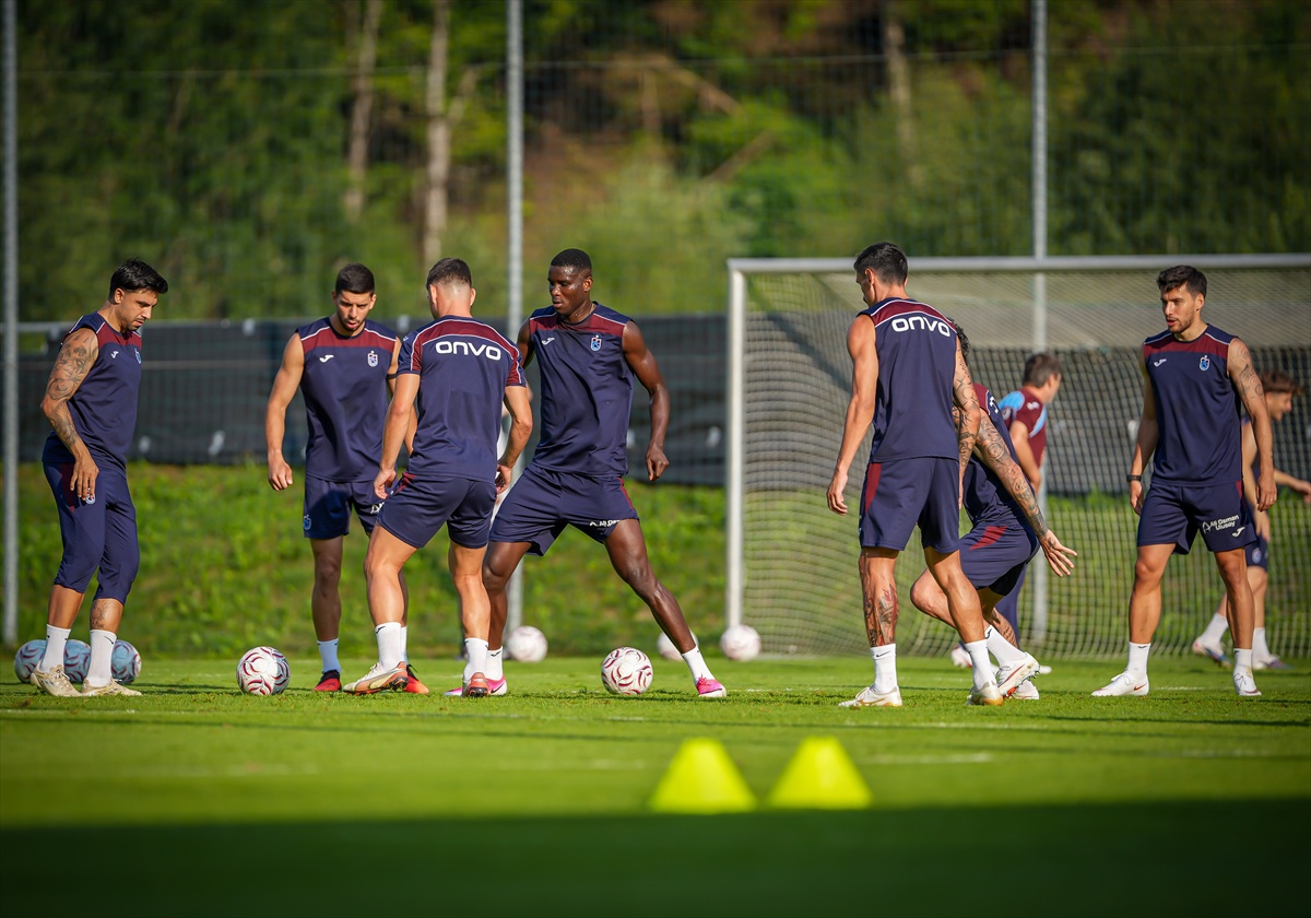 Trabzonspor Avusturya Kampında İki Antrenman Yaptı