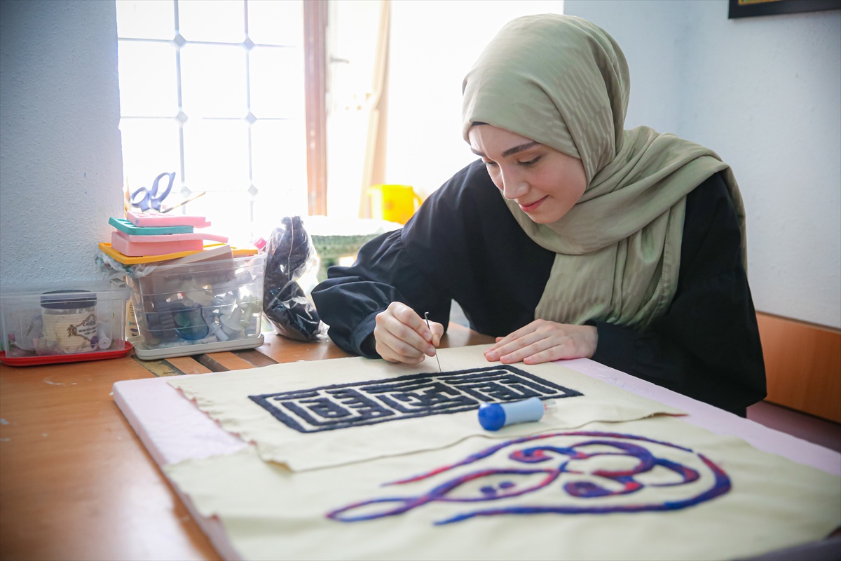 Adana\'da Geleneksel Sanatlar Yaşatılıyor