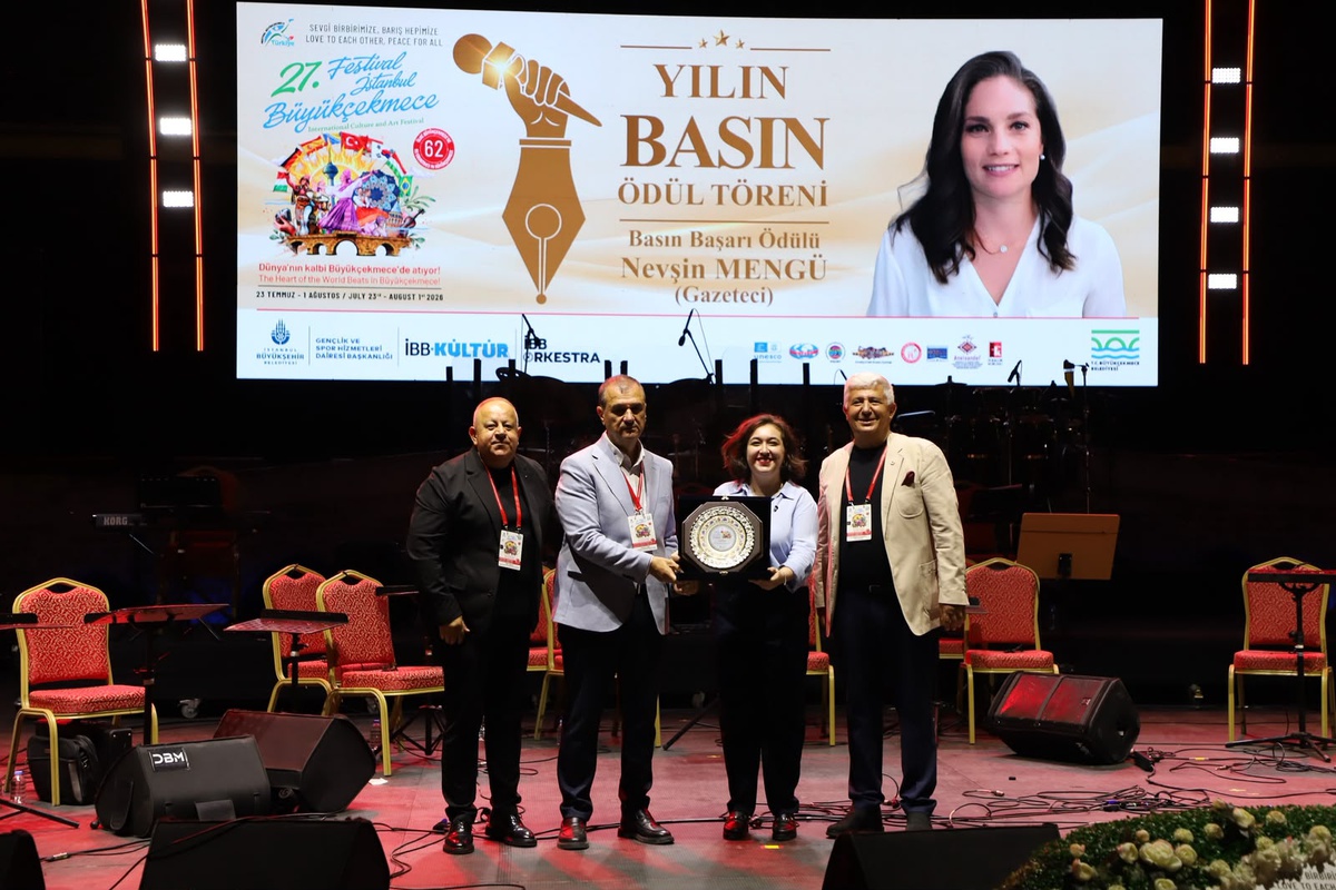 27. Büyükçekmece Kültür ve Sanat Festivali\'nde Basın Ödülleri sahiplerini buldu