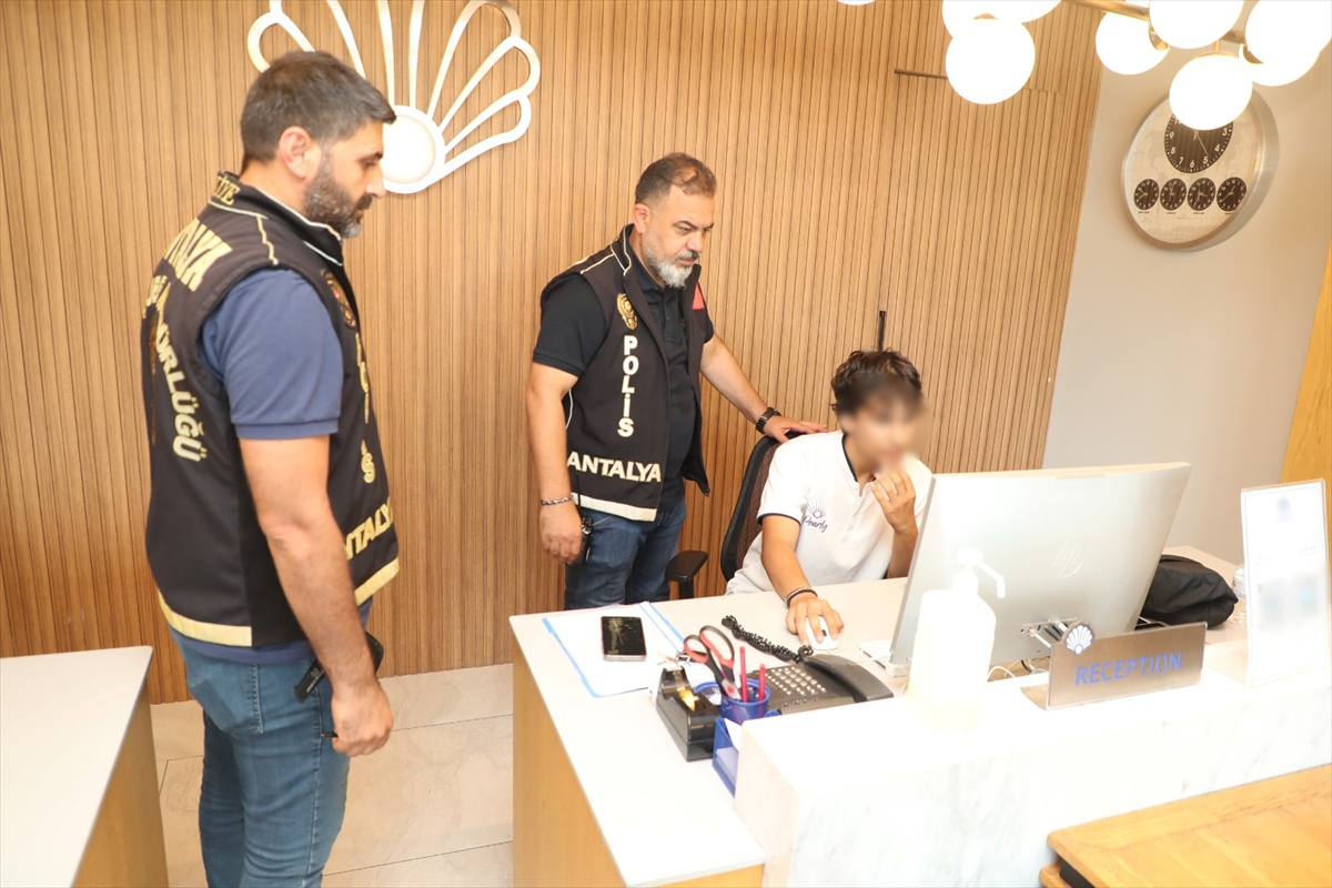 Antalya\'da Konaklama ve Araç Kiralama Denetimleri