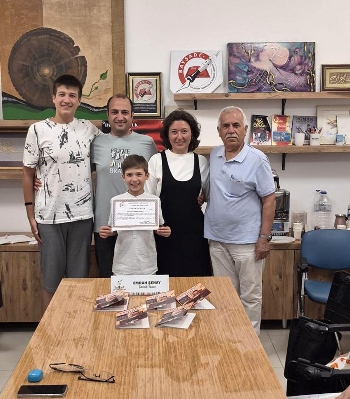 Şampiyon Çocuk Yazar Emrah Şenay