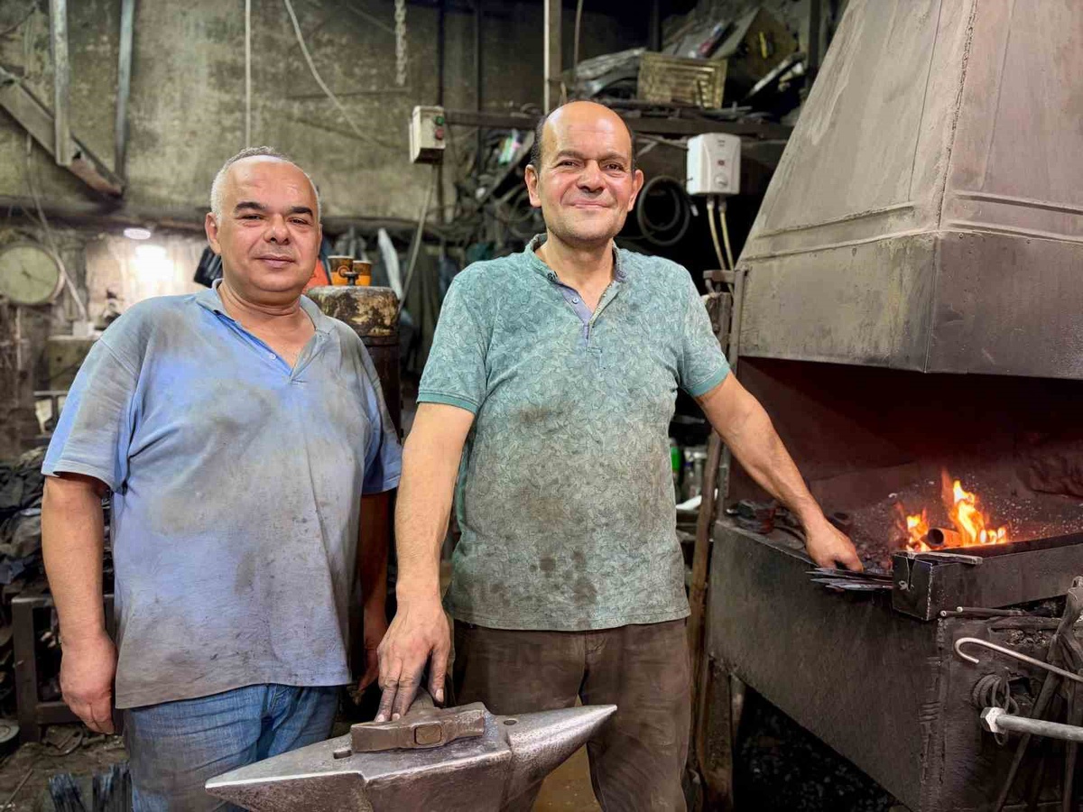 Kemeraltı\'nda Demircilik Geleneği Yaşıyor