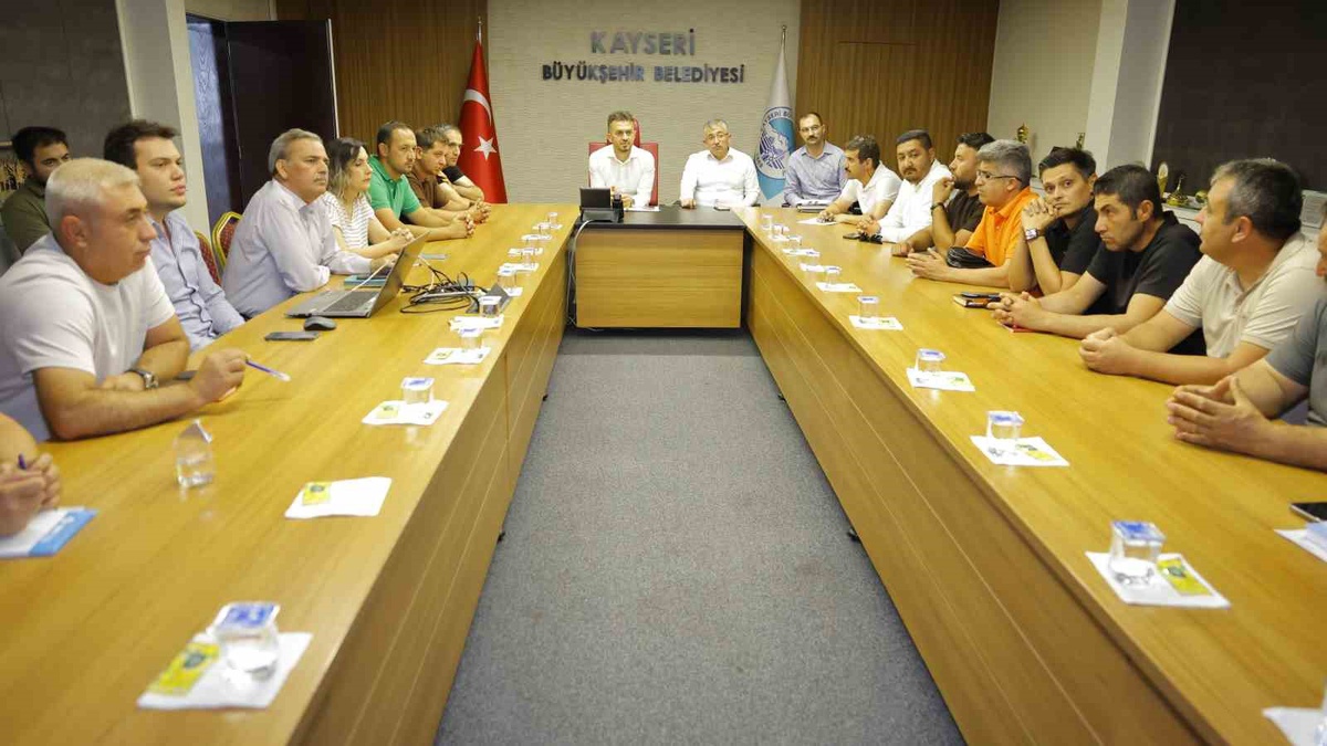 Büyükşehirin dijital hizmet altyapısı ilçe belediyelerinde güçleniyor