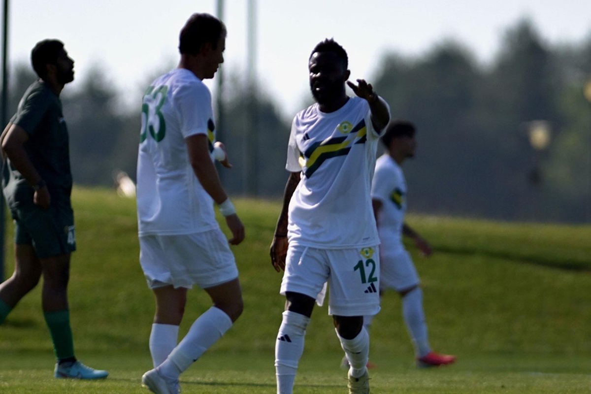 Esenler Erokspor, Al Ittihad'ı mağlup etti