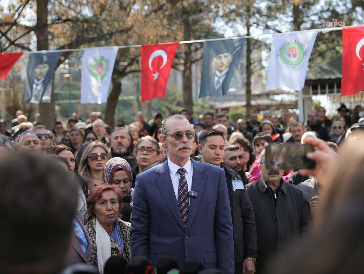 Etimesgut Belediyesi\'ne operasyon... Erdal Beşikçioğlu ve 54 kişi hakkında hakkında gözaltı kararı verildi