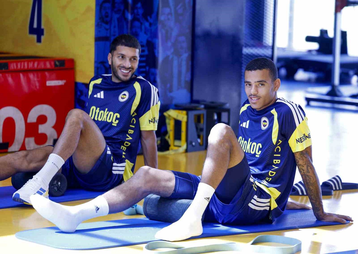 Fenerbahçe, Sturm Graz\'a Hazırlanıyor