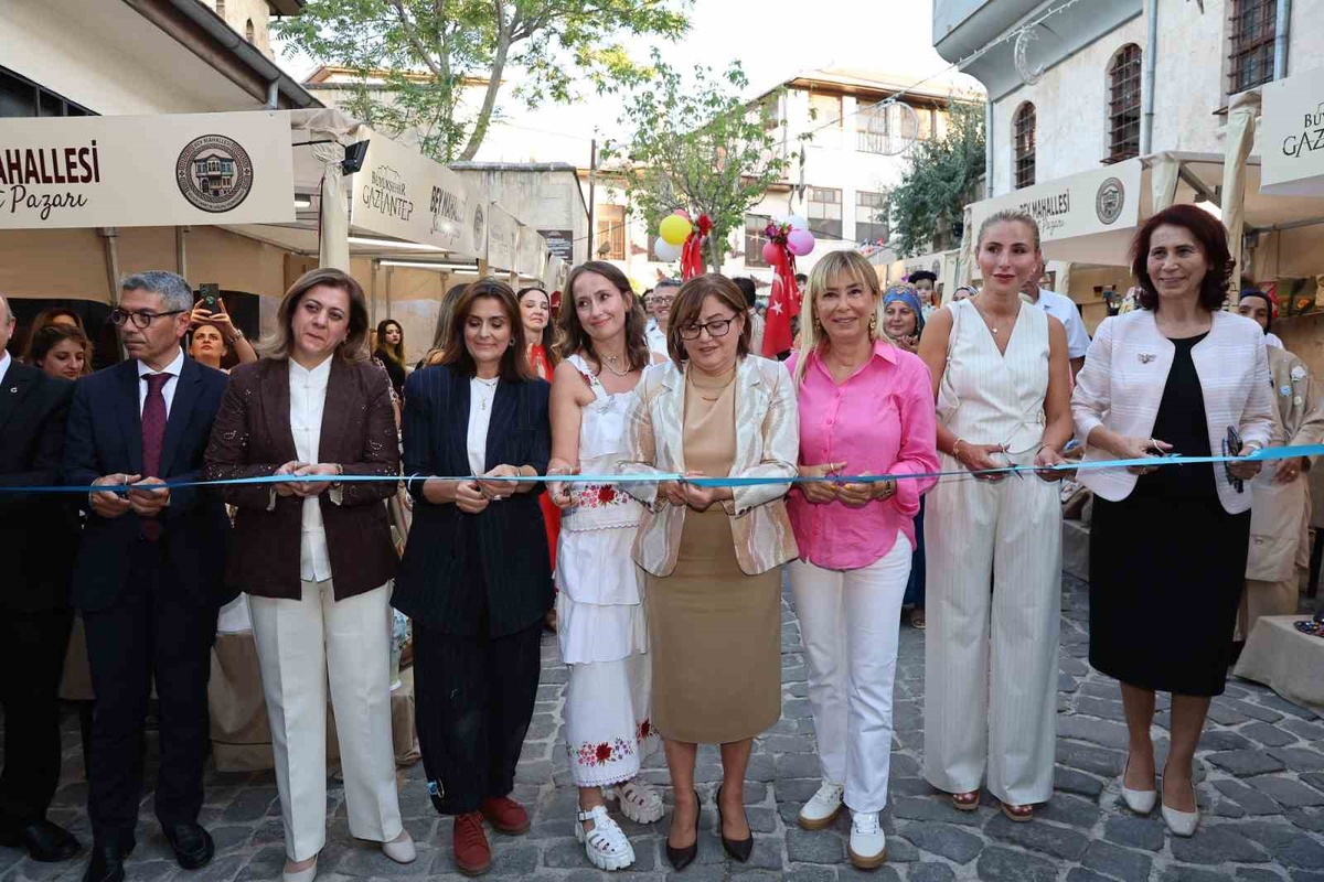 Gaziantep Büyükşehir geçmişi geleceğe taşıyor