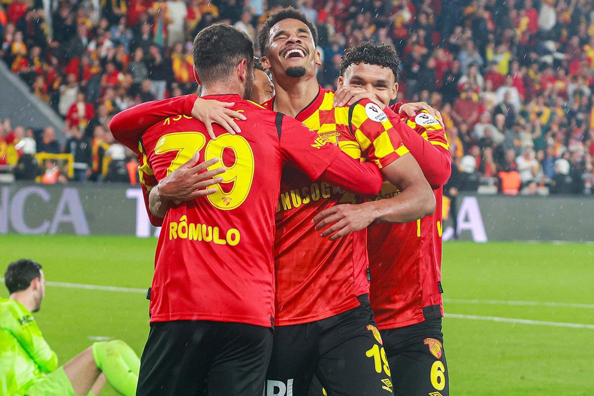 Göztepe\'ye 4 oyuncusundan servet! 1 senede milyonları kazandılar