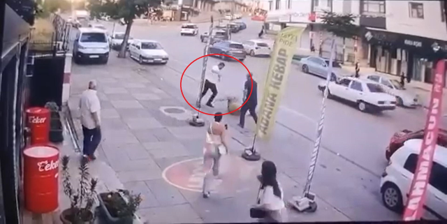 Adaletten kaçamayacak: Çocukları taciz edip yaşlı adamı döven saldırgan yeniden gözaltına alındı