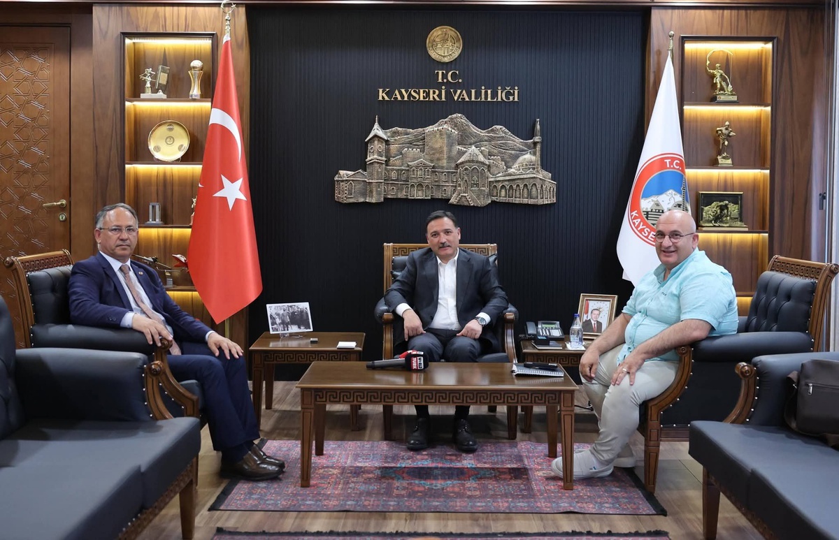 Yerel Medyadan Kayseri Valisi\'ne Ziyaret