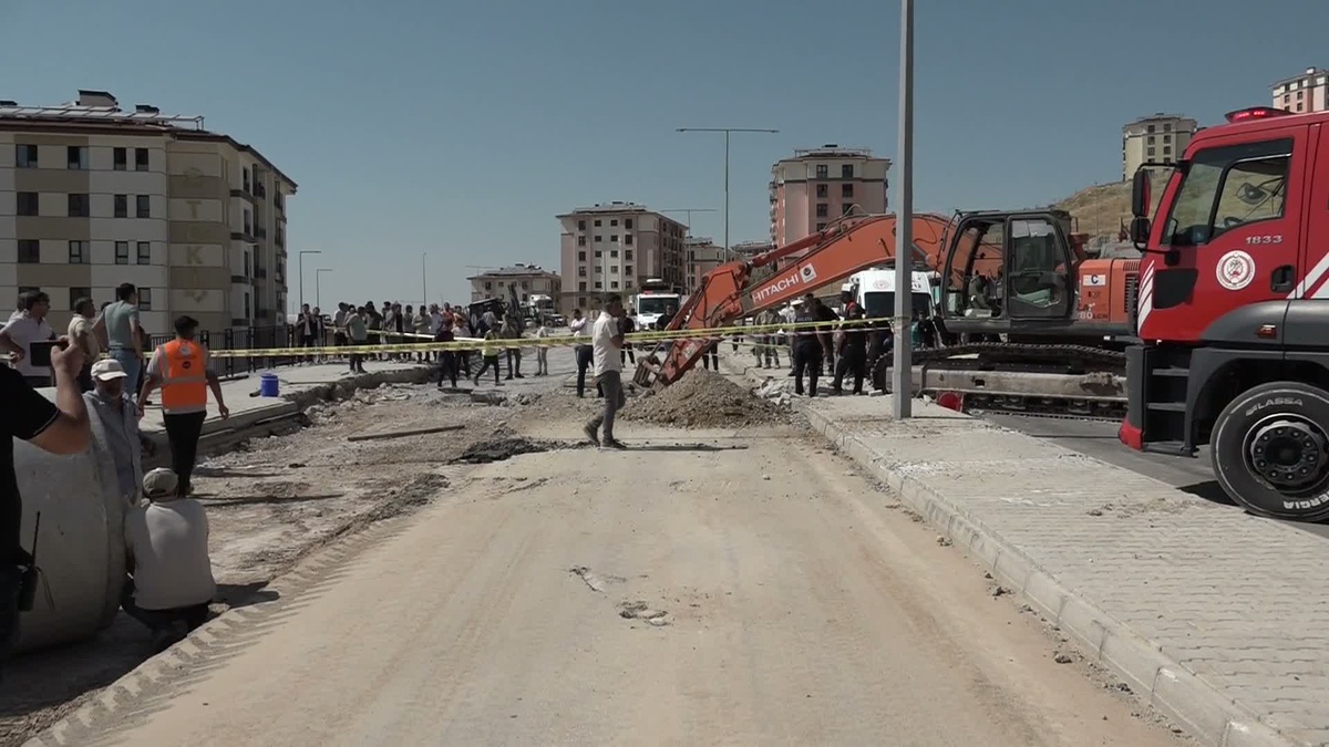 Malatya\'da İkizce Deprem Konutları şantiyesinde göçük: İki işçi yaşamını yitirdi