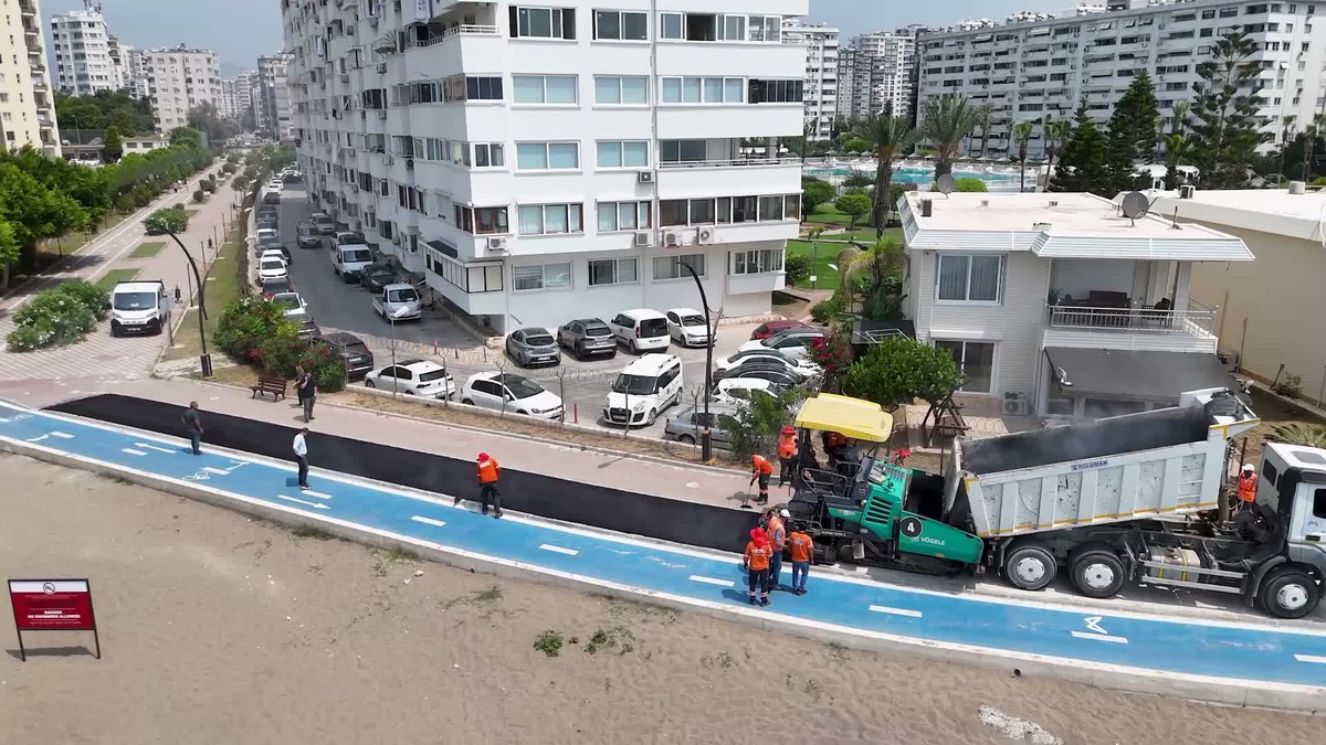 Mersin Büyükşehir Belediyesi\'nden Soli Pompeiopolis Beach yürüyüş yolunda çalışma