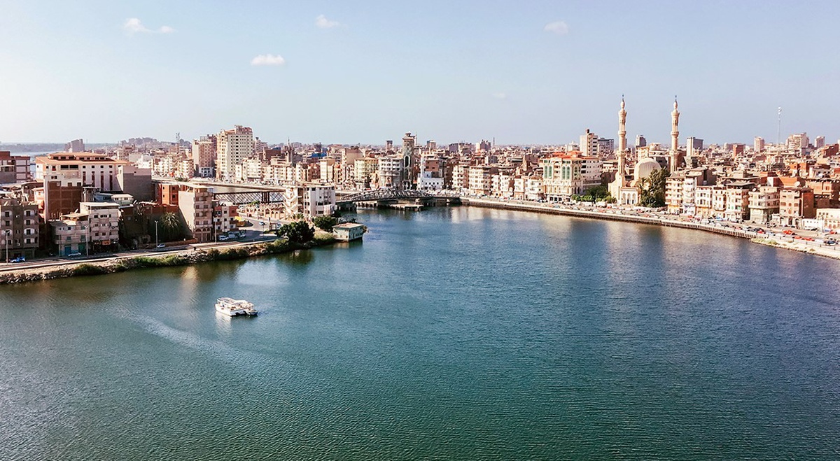 Mısır\'da İHA Saldırısı Gemileri Vurdu