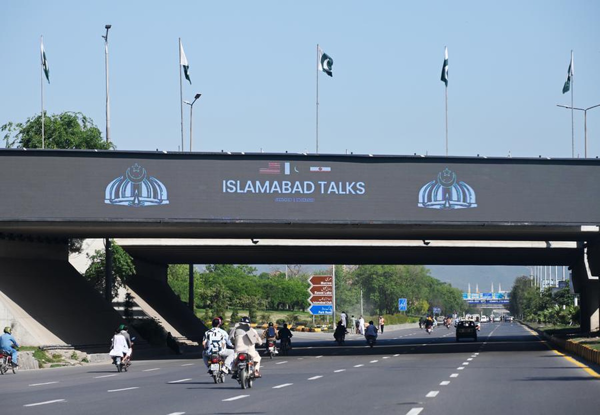 Pakistan\'dan ABD-İran Gerilimine Diplomatik Çağrı