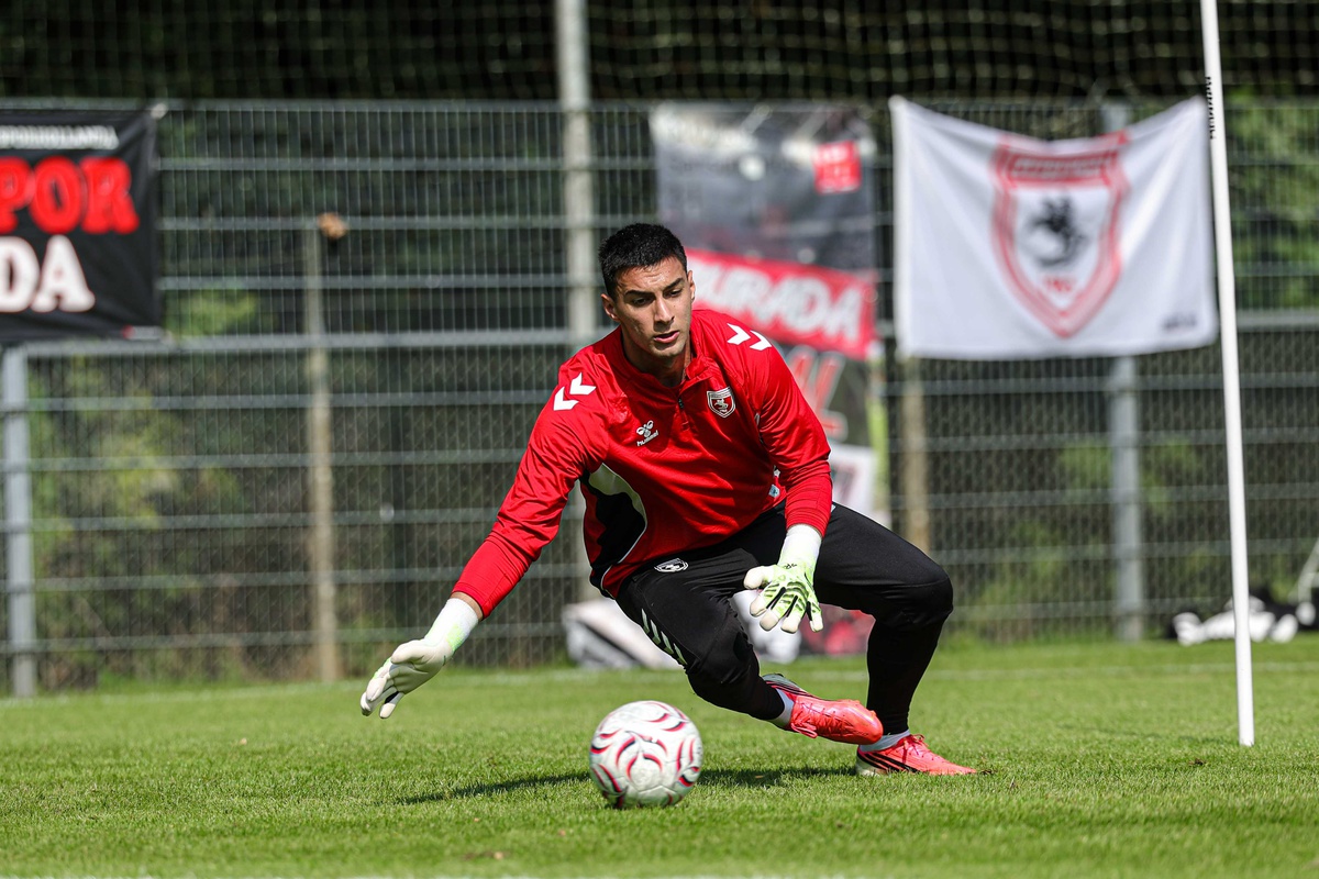 Samsunspor Hollanda Kampında İlerliyor