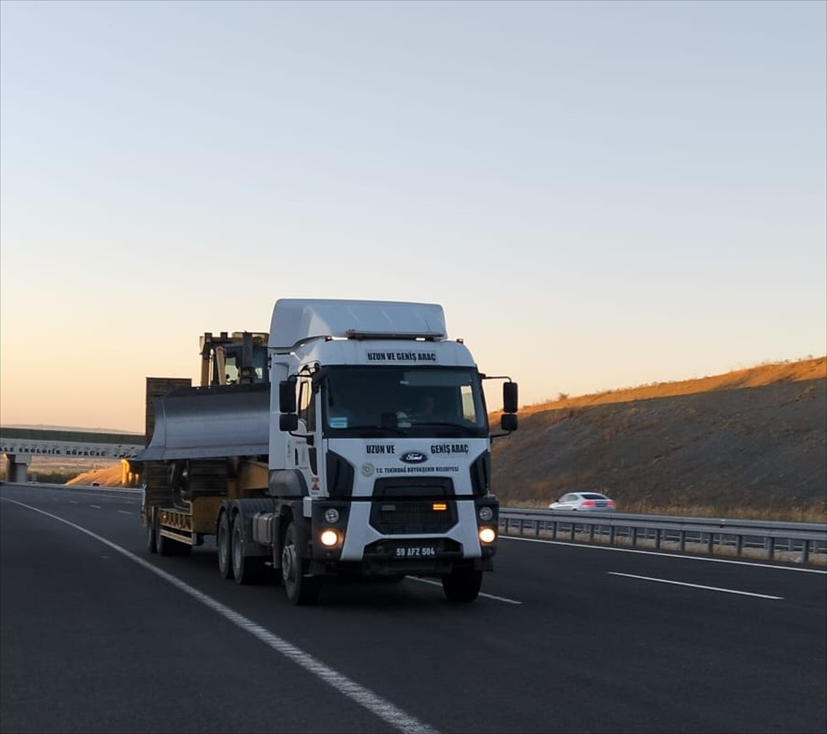 Tekirdağ\'dan Gömeç\'e Yangın Destek