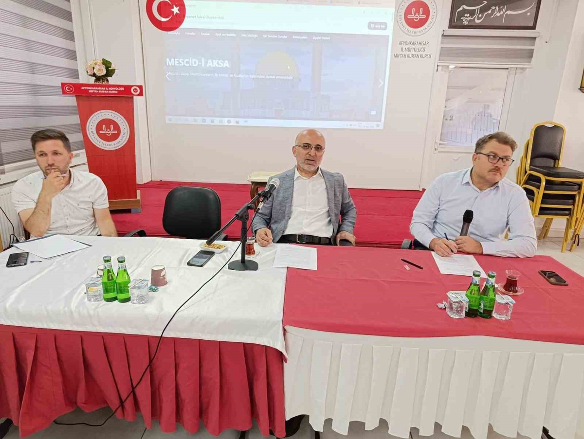 Umre Turu İstişare Toplantısı Yapıldı