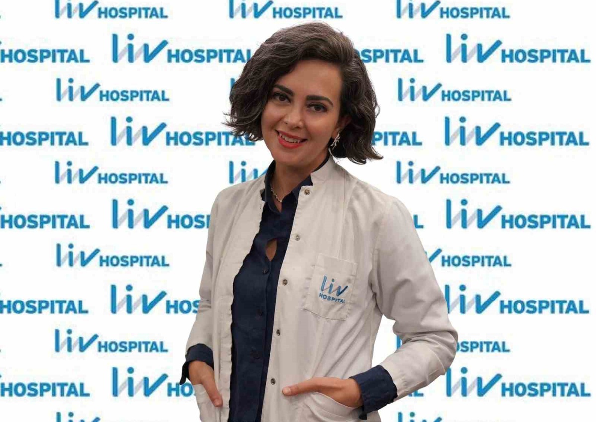 Diş Beyazlatma: Hekim Kontrolüyle Güvenli Uygulama