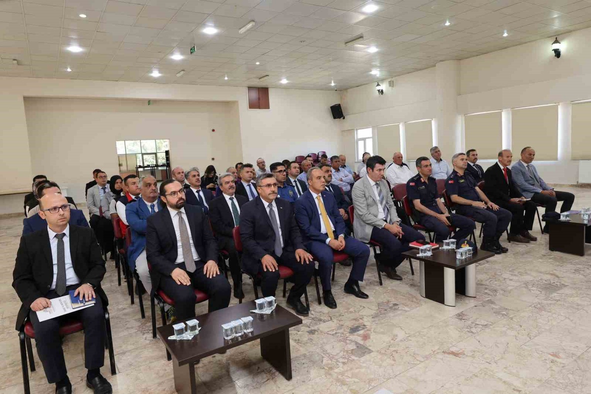 Vali Aktaş\'tan Orman Yangını Uyarısı