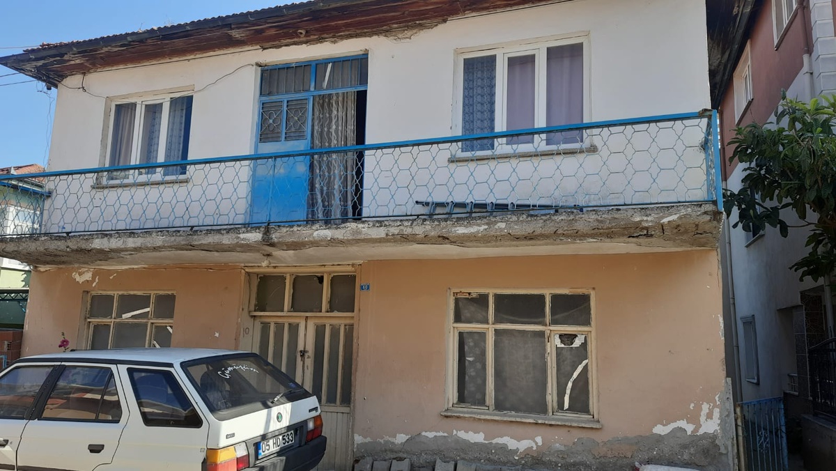 Yaşlı Kadının Ev Tahliyesi İddiası