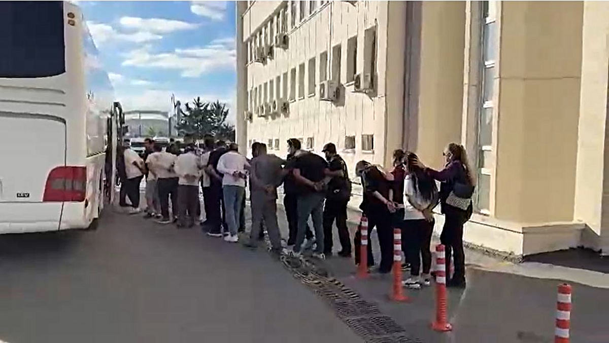 Dolandırıcılık Operasyonu: 25 Gözaltı
