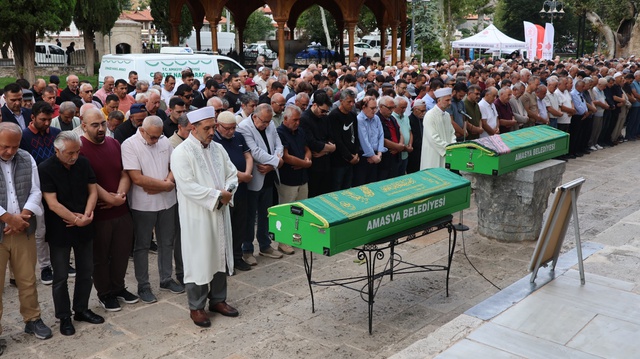 Kadere bak! Farklı şehirlerde yaşayan anne ve oğlu 2 saat arayla vefat etti