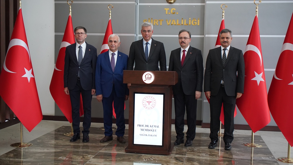 Türkiye 40 Ükeye Solunum Cihazı Satıyor