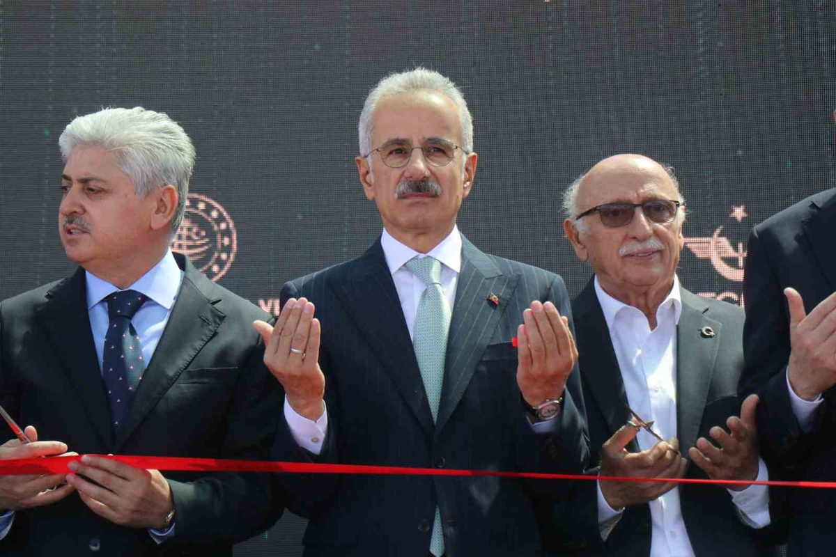 Bakan Uraloğlu: "2071’leri planlayan bir Türkiye’ye geldik"