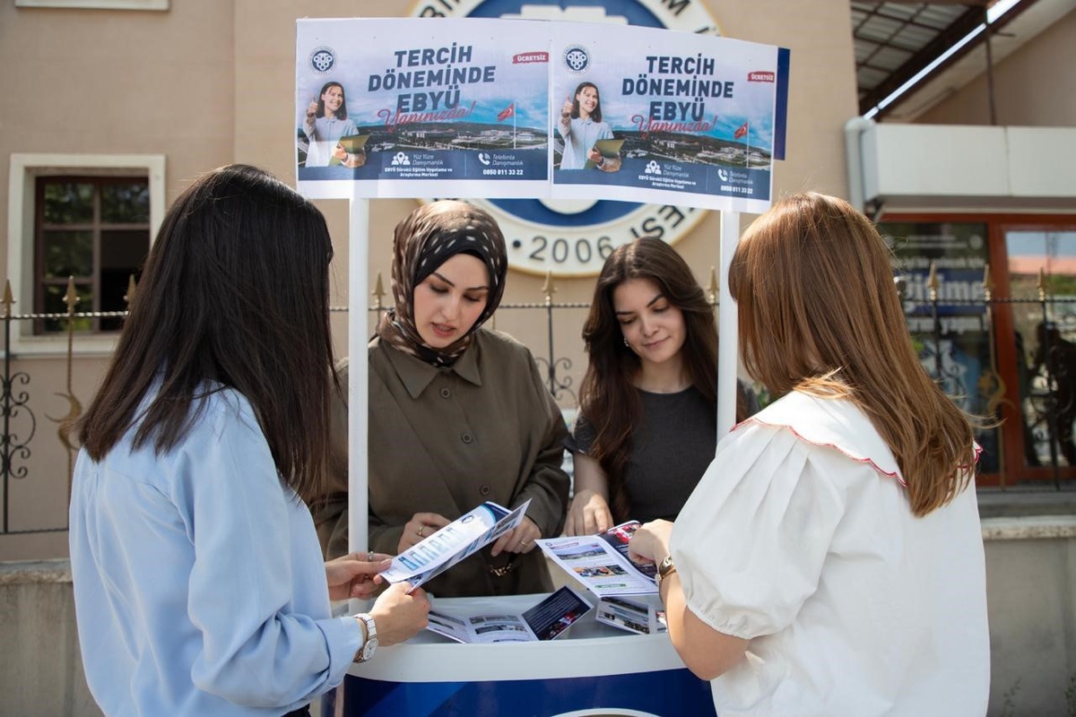EBYÜ\'den Tercih Danışmanlığı Etkinliği