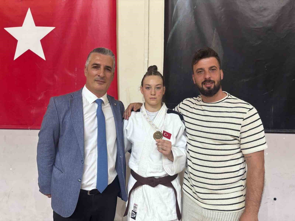 Tuana Kambur Judo'da Şampiyon Oldu