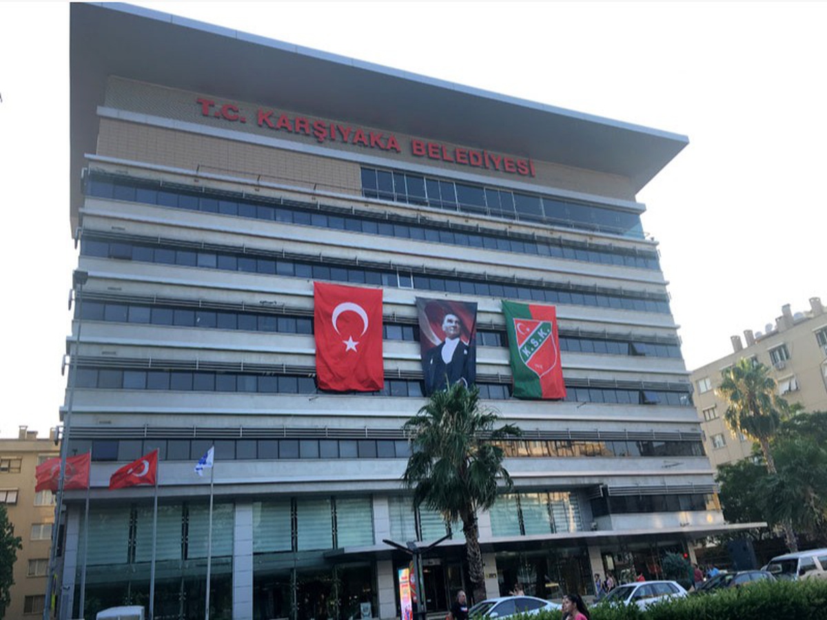 Karşıyaka Belediyesi\'nden KSK açıklaması: "Kulübün elinden alınan bir kulüp binası söz konusu değil"